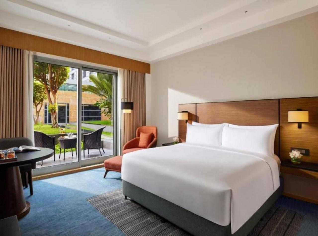 Rosewood Suites A Family Hotel Near Delhi Airport Új-Delhi Kültér fotó