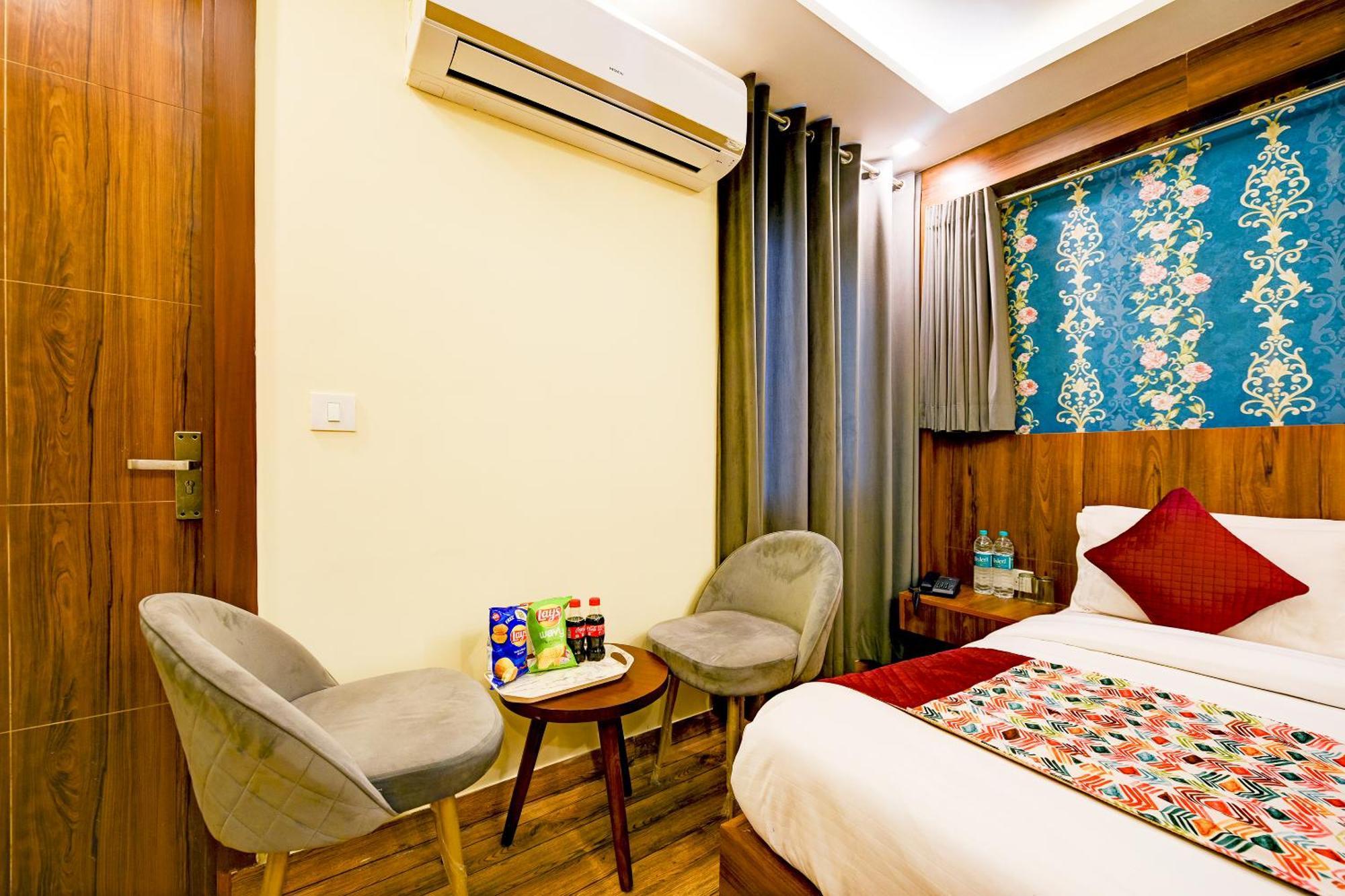 Rosewood Suites A Family Hotel Near Delhi Airport Új-Delhi Kültér fotó